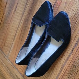Black Sperry cowhide flats size 8.5
